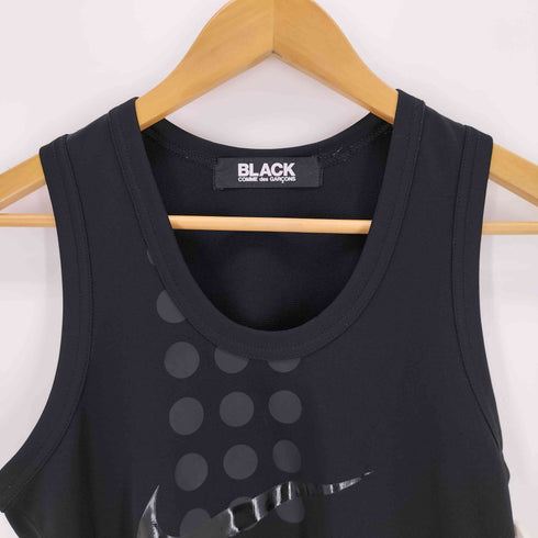 ブラックコムデギャルソン BLACK COMME des GARCONS スウォッシュロゴプリント ドット柄ノースリーブワンピース レディース JPN:S