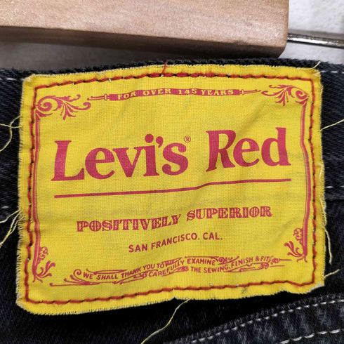 リーバイスレッド Levis RED LOOSE STRAIGHT ステッチデザイン ジッパーフライ ストレート デニムパンツ レディース 26