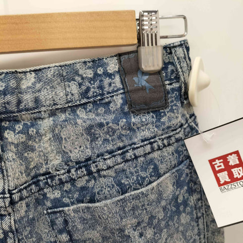 ONE TEESPOON ボタンフライ総柄デニムショートパンツ レディース US:28-29