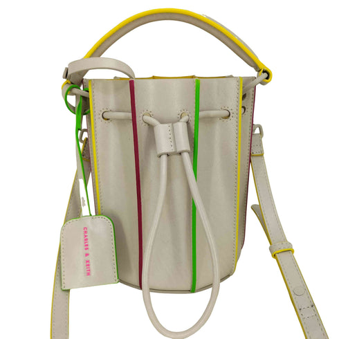 チャールズアンドキース CHARLES&KEITH Clove クローブ ドローストリングバケットバッグ バケツ レディース
