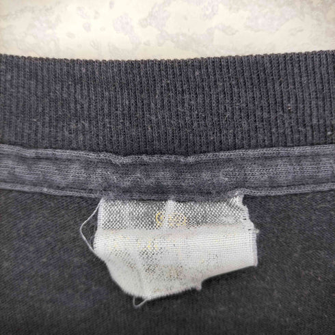 ON LOCATION AT OLD TUGSON 袖シングル 両面プリントクルーネックTシャツ メンズ