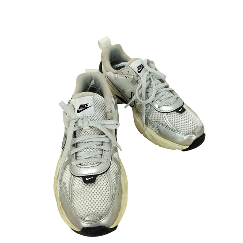 ナイキ NIKE W V2K RUN ローカットスニーカー レディース 25.5