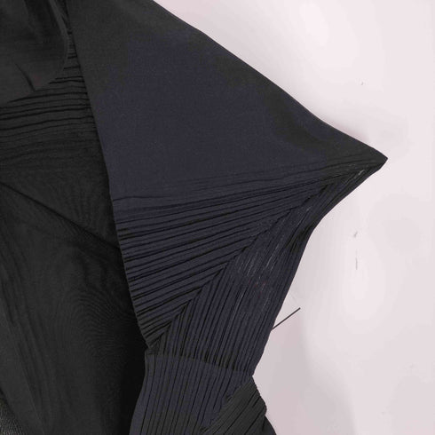 イッセイミヤケ ISSEY MIYAKE 25SS SHADE AND SHADED DRESS 変形 ラミープリーツ アシンメトリーワンピース レディース 2