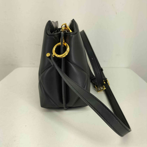 チャールズアンドキース CHARLES&KEITH キルティング ショルダーバッグ レディース