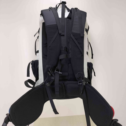 ミレー MILLET KHUMBU MC 28 クンブ マウンテン クルーズ バッグパック 登山 メンズ 28L