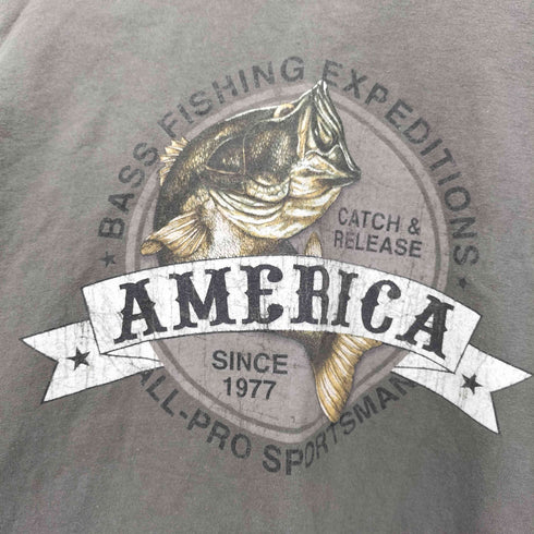 魚 FISH プリントクルーネックTシャツ メンズ XL