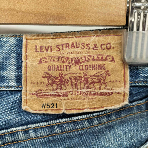 リーバイス Levis 00S 01年製 ボタン裏 J30 ストレートデニムパンツ レディース