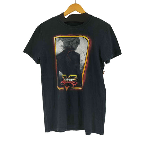 ストリートファイター V プリント S/S Tシャツ メンズ