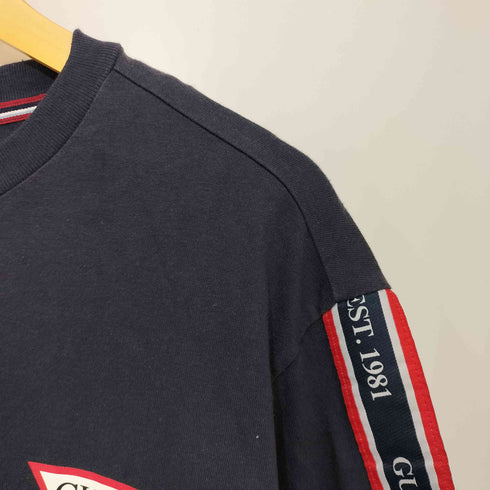 ゲス GUESS Originals SMALL TRIANGLE LOGO TEE メンズ import:M