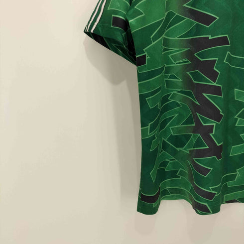 アディダスオリジナルス adidas Originals 80-90s 万国旗タグ USA製 総柄 ショルダー3ストライプ ショートスリーブサッカーゲームシャツ メンズ import:XL