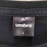 アンブロ UMBRO センター ロゴ 刺繍 配色 プリント S/S クルーネック Tシャツ メンズ import:L