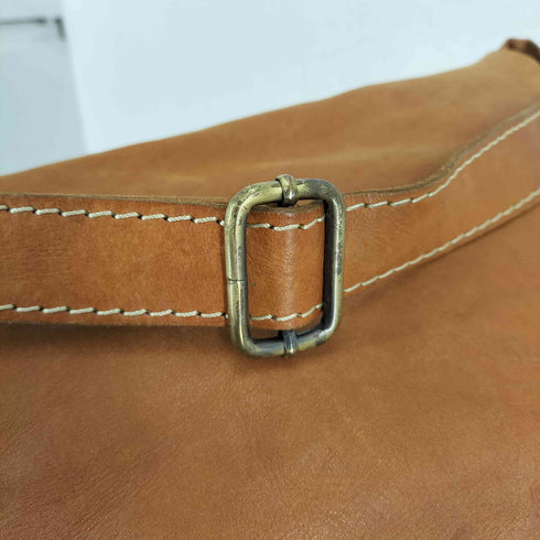 レザー編み込みショルダーバッグ メンズ