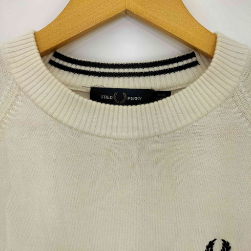 フレッドペリー FRED PERRY ワンポイント ロゴ ニット メンズ D38