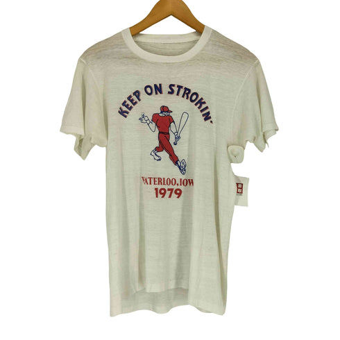袖裾シングル KEEP ON STROKIN' 1979 フロントプリントクルーネックTシャツ メンズ