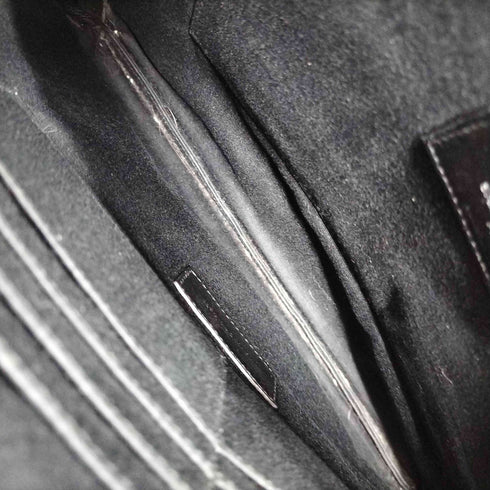 サンローランパリ SAINT LAURENT PARIS エンボスロゴ レザークラッチバッグ レディース