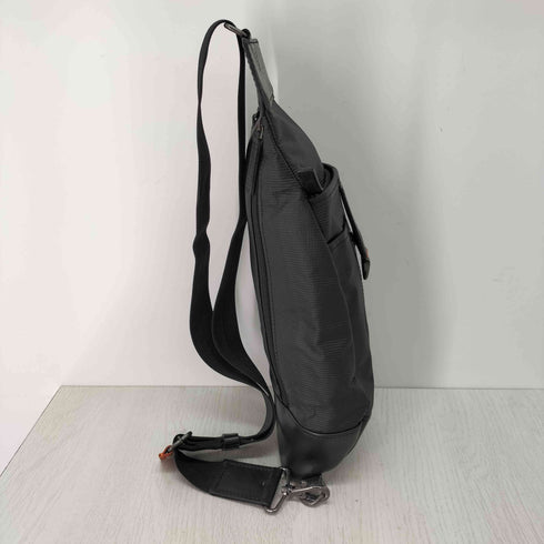シーケーカルバンクライン ck Calvin Klein ジップデザインショルダーバッグ メンズ