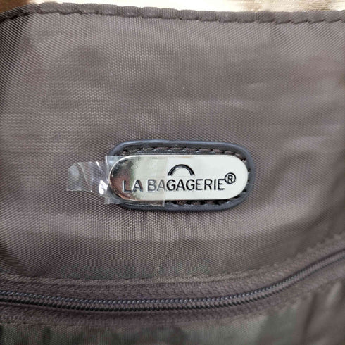 la bagagerie ラウンドジップデザインショルダーバッグ レディース