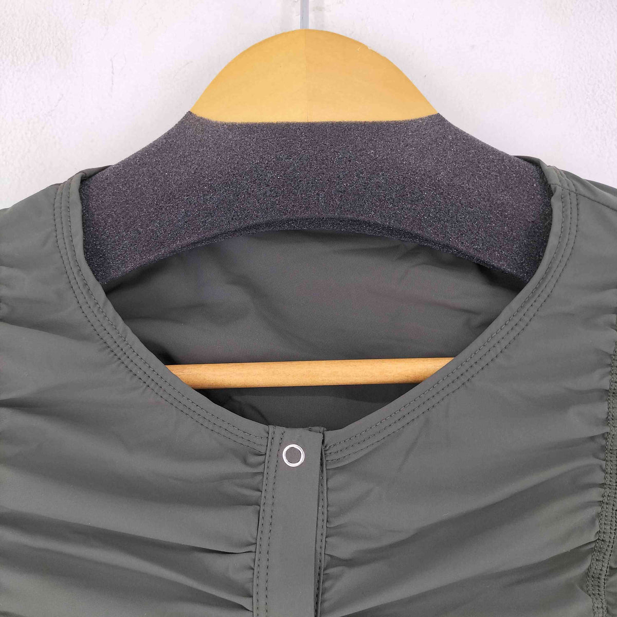USED古着(ユーズドフルギ) S/S(エスバイエス) ウォッシャブル UVカット カーディガン レディー 中古 古着 0928 S/S(エスバイエス) ウォッシャブル UVカット カーディガン