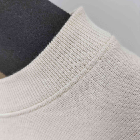 BRANDY MELVILLE フロントプリント クルーネックスウェット レディース