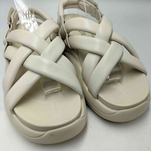 スタッカート STACCATO 24SS パッドマフット ベッド サンダル レディース JPN:24