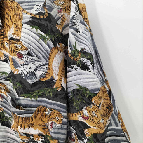 フーズフーギャラリー WHO’S WHO gallery S/S 虎柄シャツ メンズ JPN:M