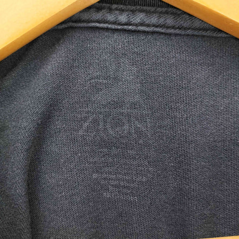 ザイオン ZION コピーライト2010 フロントプリント S/S Tシャツ メンズ import:M