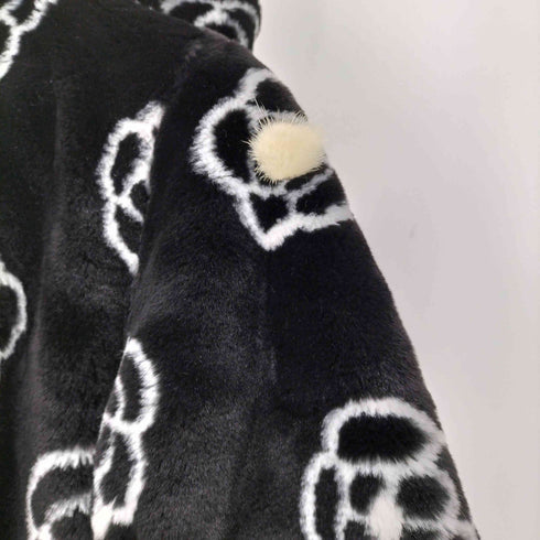 ピエールカルダン pierre cardin 花柄フェイクファージャケット レディース