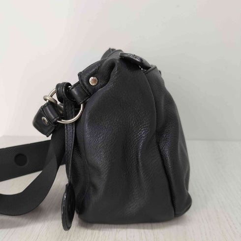 ハッシュパピーズ HUSH PUPPIES チャーム付きレザーショルダーバック レディース