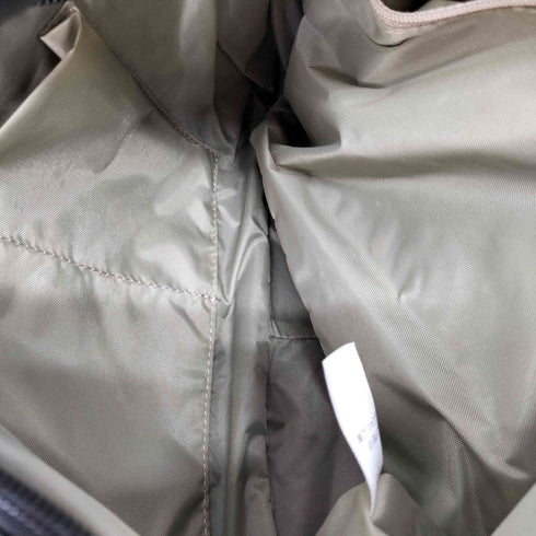 ハッシュパピーズ HUSH PUPPIES チャーム付きレザーショルダーバック レディース