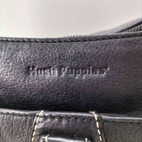 ハッシュパピーズ HUSH PUPPIES チャーム付きレザーショルダーバック レディース