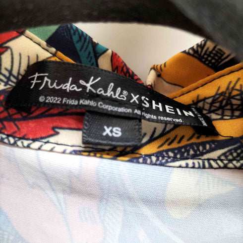 シーイン SHEIN fruda kahlo 花柄フリルシャツワンピース レディース import:XS