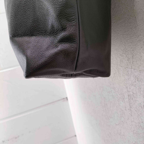 ヨウジヤマモト Yohji Yamamoto シグネチャーロゴカウレザートートバッグ レディース ONE SIZE