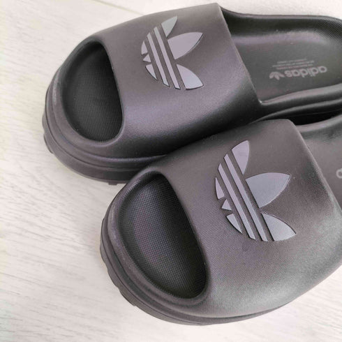 アディダスオリジナルス adidas Originals Adifom スタン サンダル Adifom Stan Slides レディース UK4