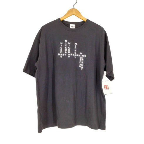 ベイビーわるきゅーれナイスデイズ あなたが150人目記念Tシャツ メンズ JPN:L