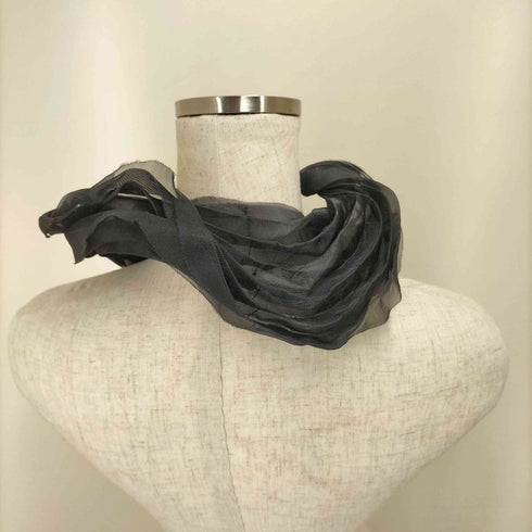 ミー イッセイミヤケ me ISSEY MIYAKE テクスチャ 3D プリーツ ストール レディース ONE SIZE