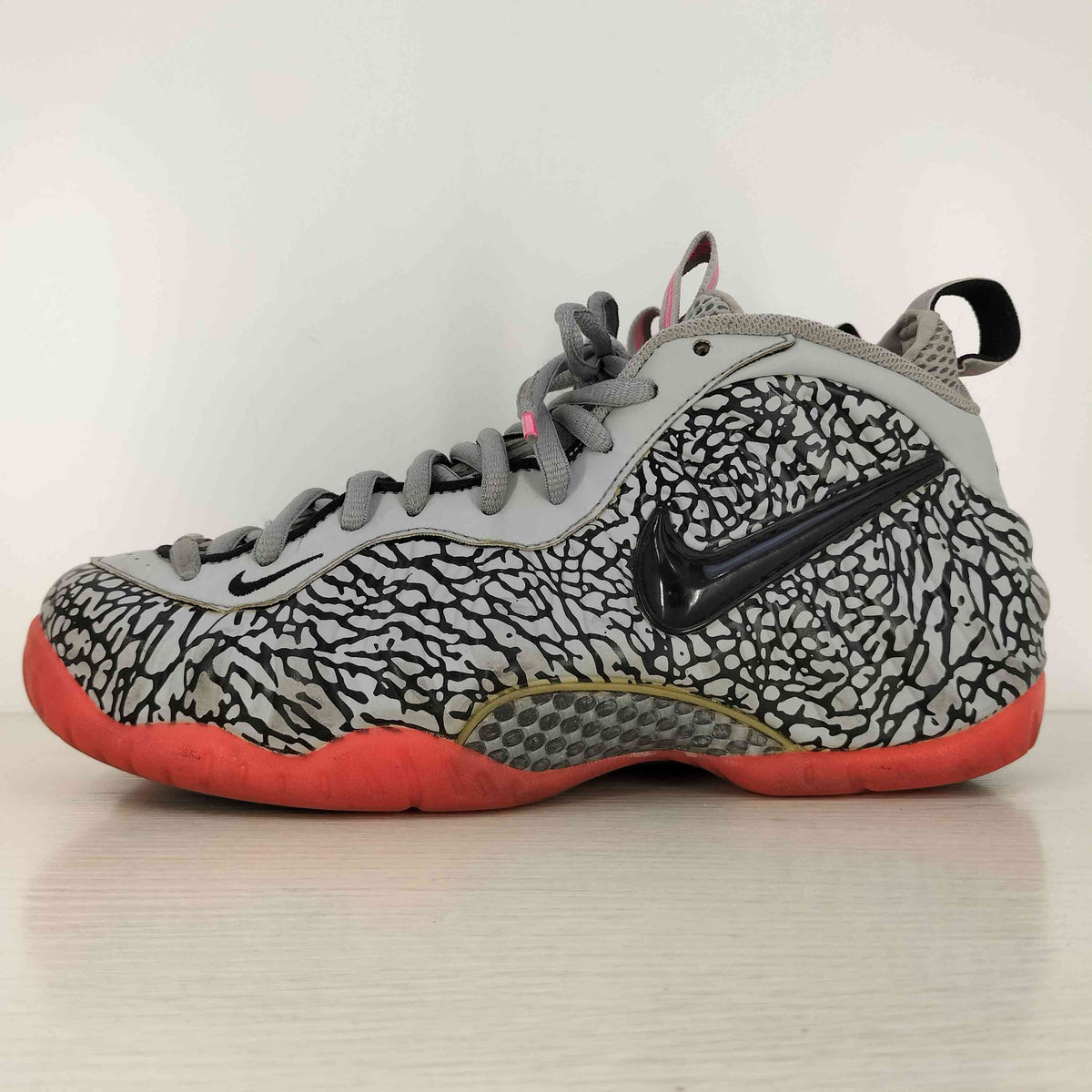 ナイキ NIKE AIR FOAMPOSITE PRO PRM エアフォームポジット プロ