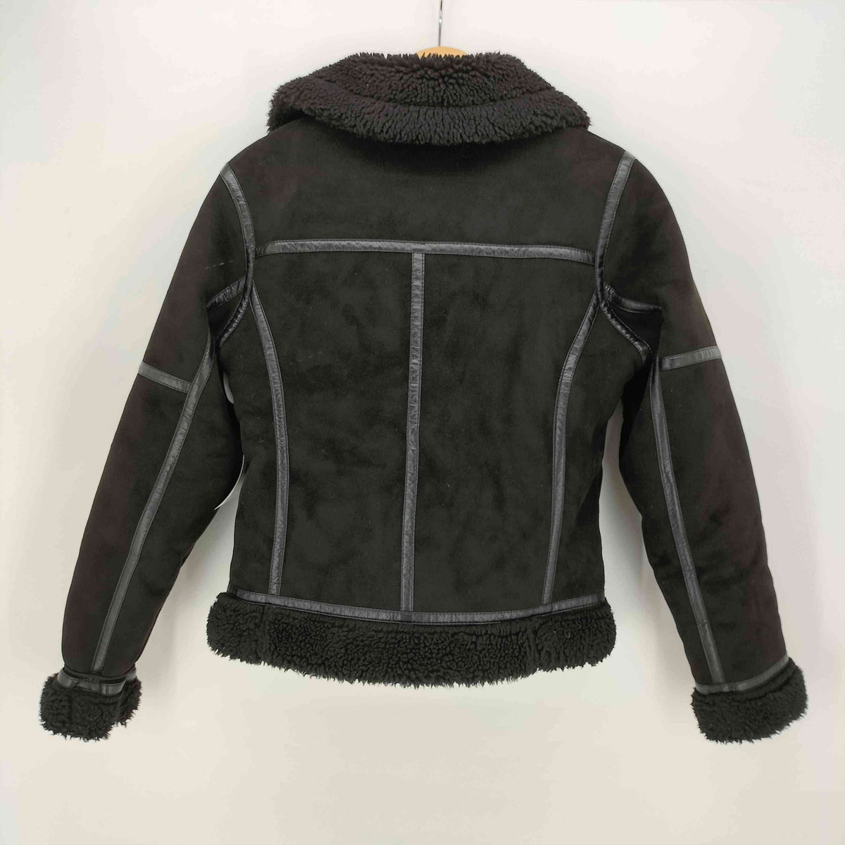 【ZARA】フェイクムートン ダブルライダースジャケット スウェード S ザラZARAフェイクムートンダブルライダースジャケットL黒
