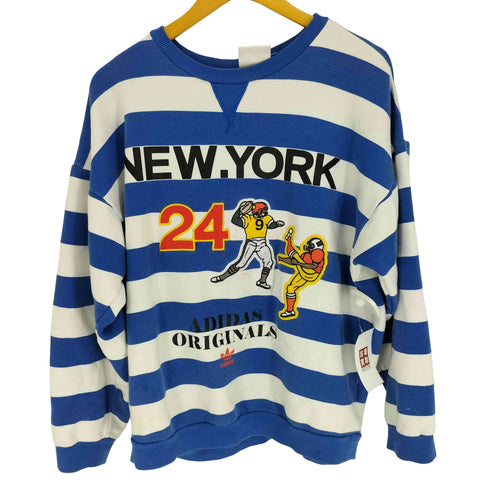 アディダスオリジナルス adidas Originals ARCHIVE NEW YORK 24 アメリカンフットボール ワッペン プリント ボーダー 裏起毛 Vガゼット クルーネック スウェット メンズ import:M