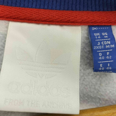 アディダスオリジナルス adidas Originals ARCHIVE NEW YORK 24 アメリカンフットボール ワッペン プリント ボーダー 裏起毛 Vガゼット クルーネック スウェット メンズ import:M