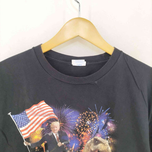 ポートアンドカンパニー PORT and COMPANY フロントプリントTee 大統領 T-LEX メンズ import:M
