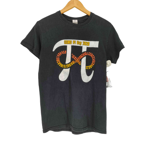 ギルダン GILDAN CCM Pi Day 2020 フロントプリントクルーネックTシャツ メンズ JPN:S