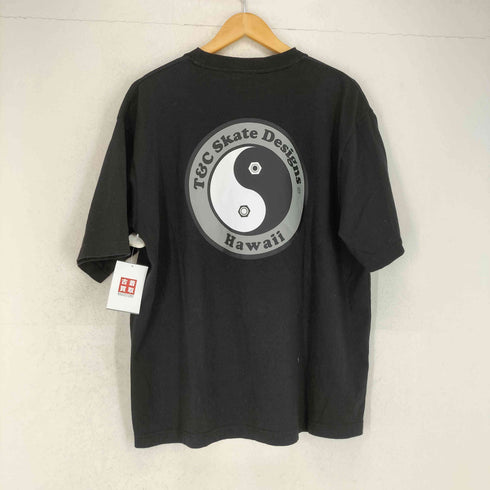 T&C SKATE DESIGNS 両面プリントクルーネックTシャツ メンズ JPN:M