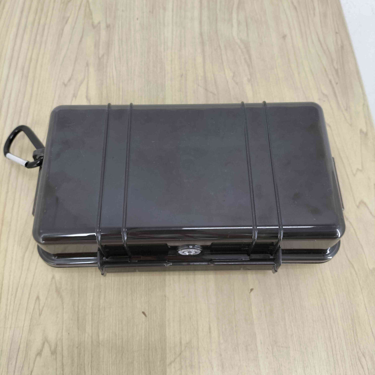 SUPREME (シュプリーム) 19AW Pelican 1060 Case Supreme Pelican™ 1060 Case (FW19) - $48