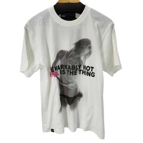 エイチティエムエル ゼロスリー HTML ZERO3 セクシー ガール プリント S/S Tシャツ メンズ JPN:M