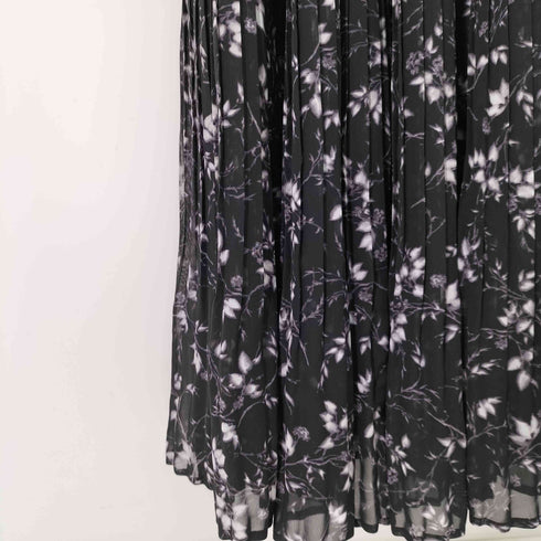 スナイデル snidel 23SS Sustainableフリルプリーツワンピース レディース ONE SIZE