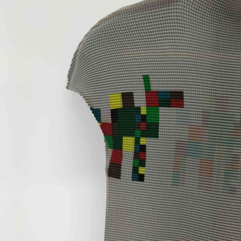 ミー イッセイミヤケ me ISSEY MIYAKE S/S ラクダ ワッフルトップス レディース
