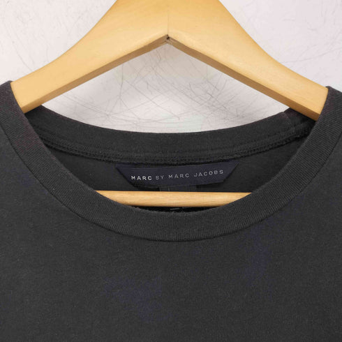 マークバイマークジェイコブス Marc by Marc Jacobs グラフィックプリント クルーネックTシャツ メンズ import:S
