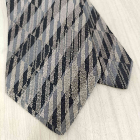 イッセイミヤケ ISSEY MIYAKE 80S 総柄ネクタイ メンズ