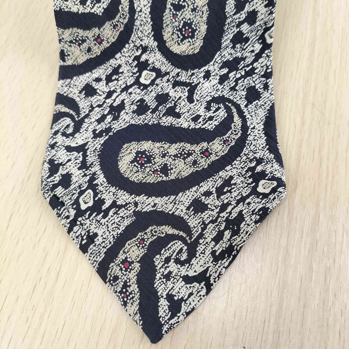 ジョルジオアルマーニ Giorgio Armani ペイズリー柄シルク