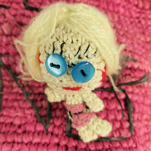 MUA MUA DOLLS STILL WAITING FOR マスコット付き 編み トートバッグ レディース